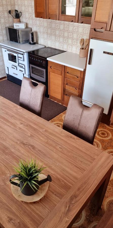 Apartma Metka โบเว็ก ภายนอก รูปภาพ